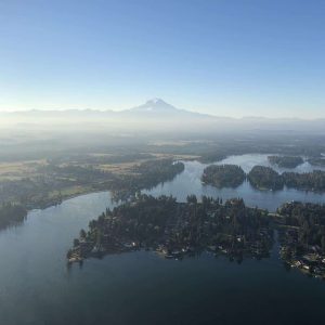 Hot air balloon flying at 500ft over Lake Tapps