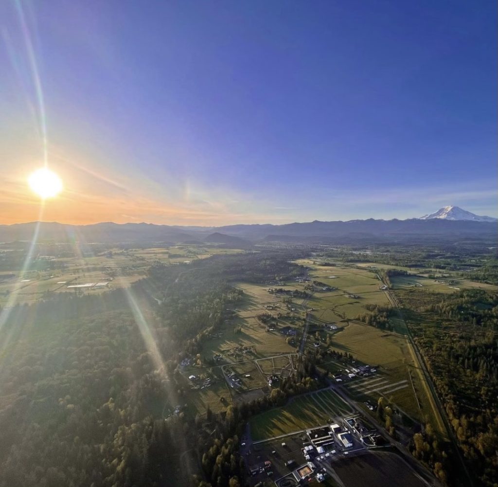 Watching the Sunrise in a hot air balloon kirkland