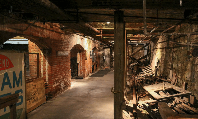 Seattle underground tour